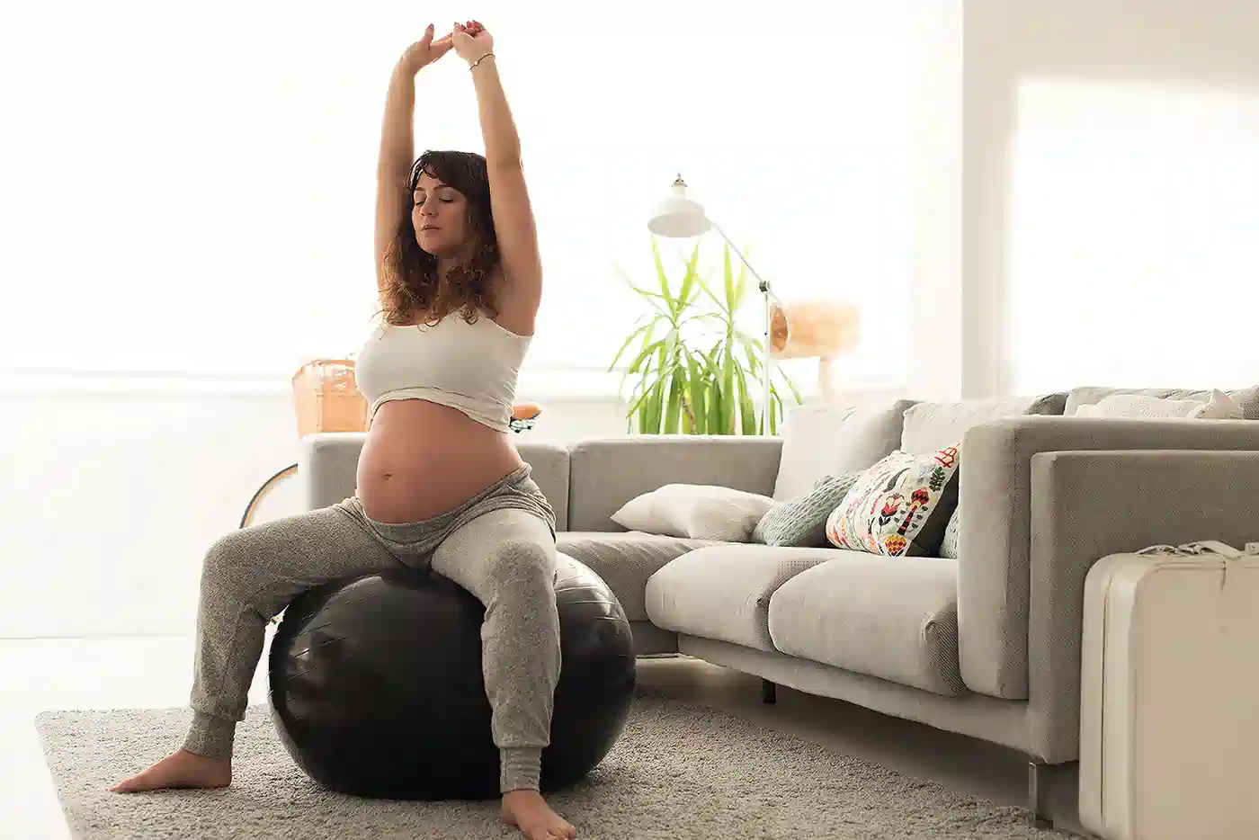 How to Support Your Core Safely During Pregnancy Tolworth